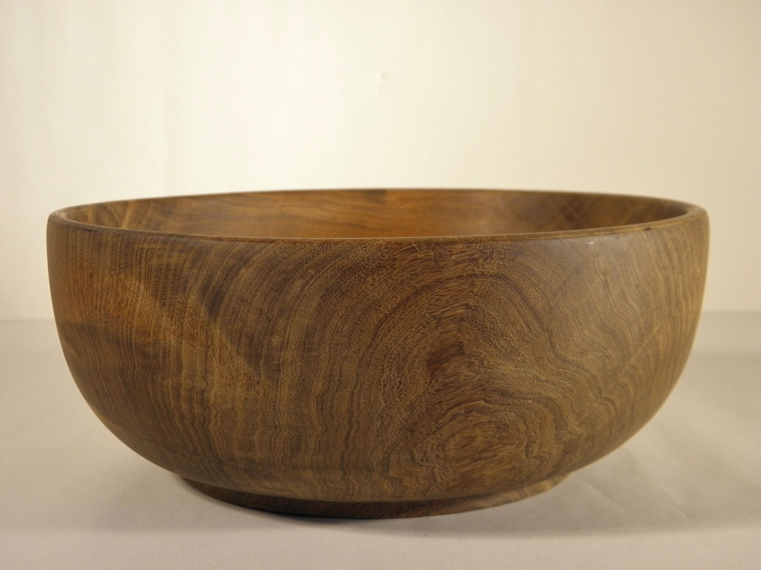 Wooden salad bowl 20 cm