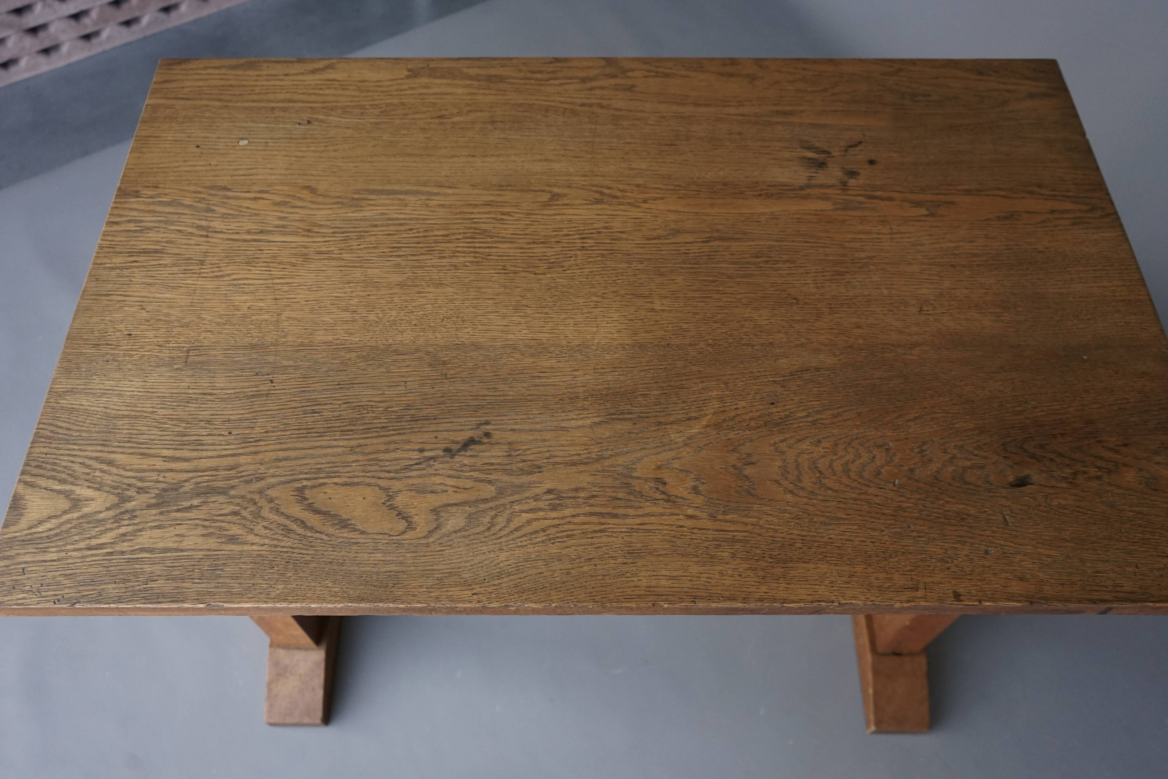 Table d'appoint ou bureau constructiviste vintage en chêne, années 1930