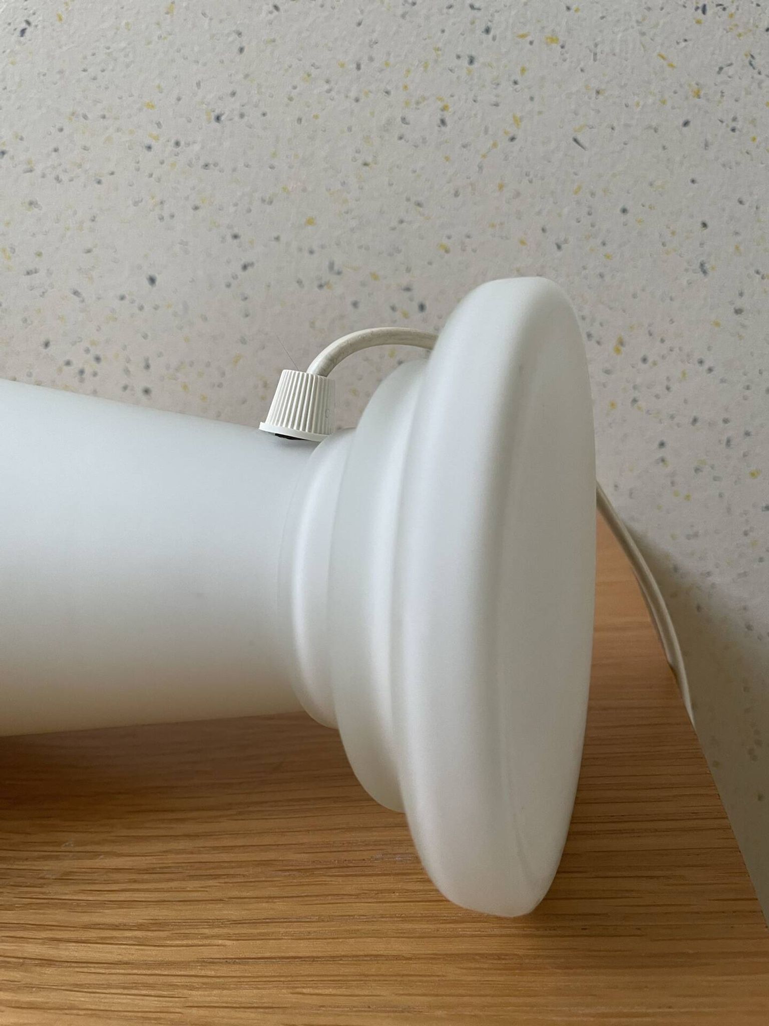 Lampe à poser en opaline Art déco