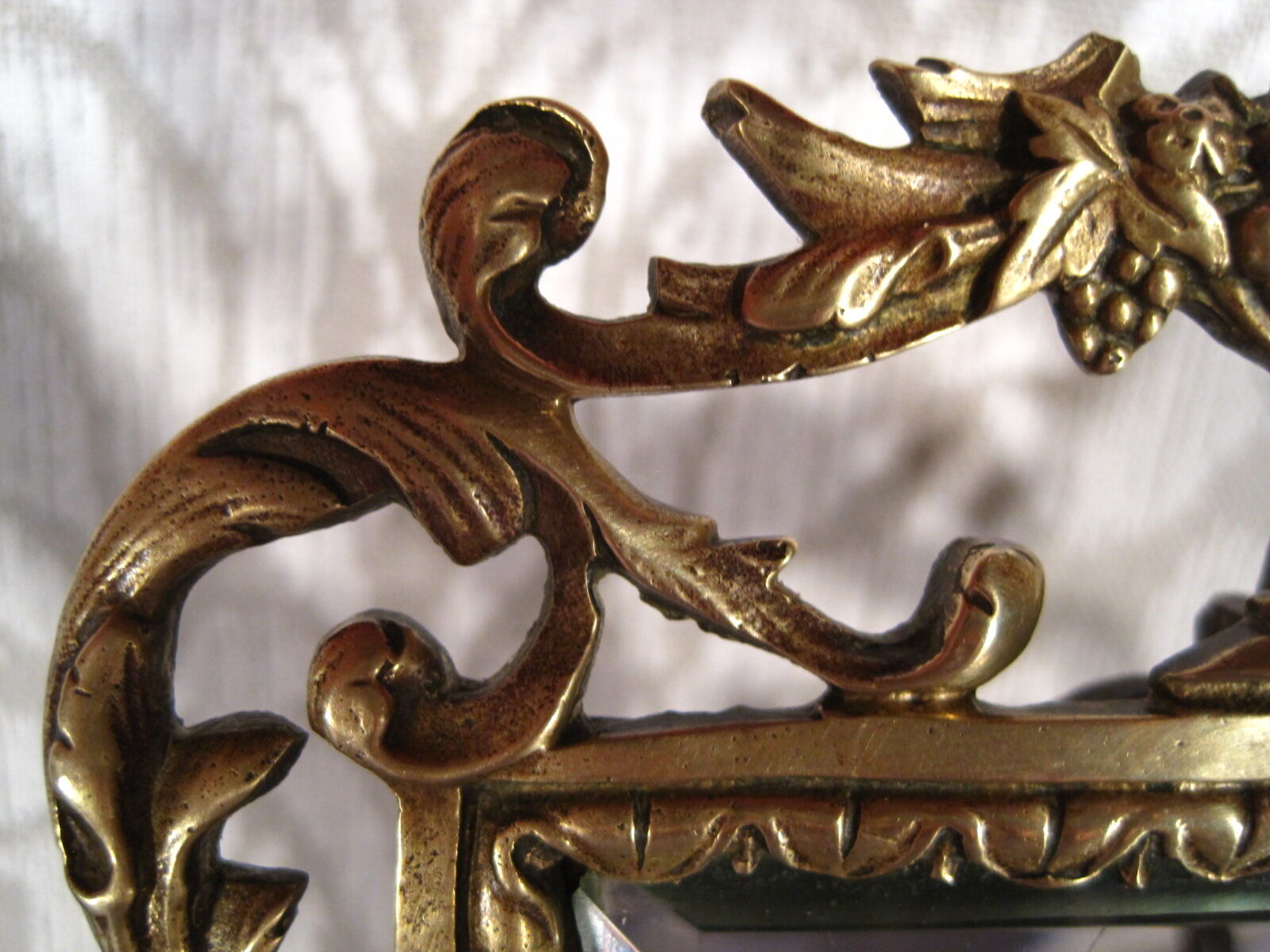 Mirror Psyche table of the XIX th in Gilded Bronze, LOUIS XV style, beveled ice cream