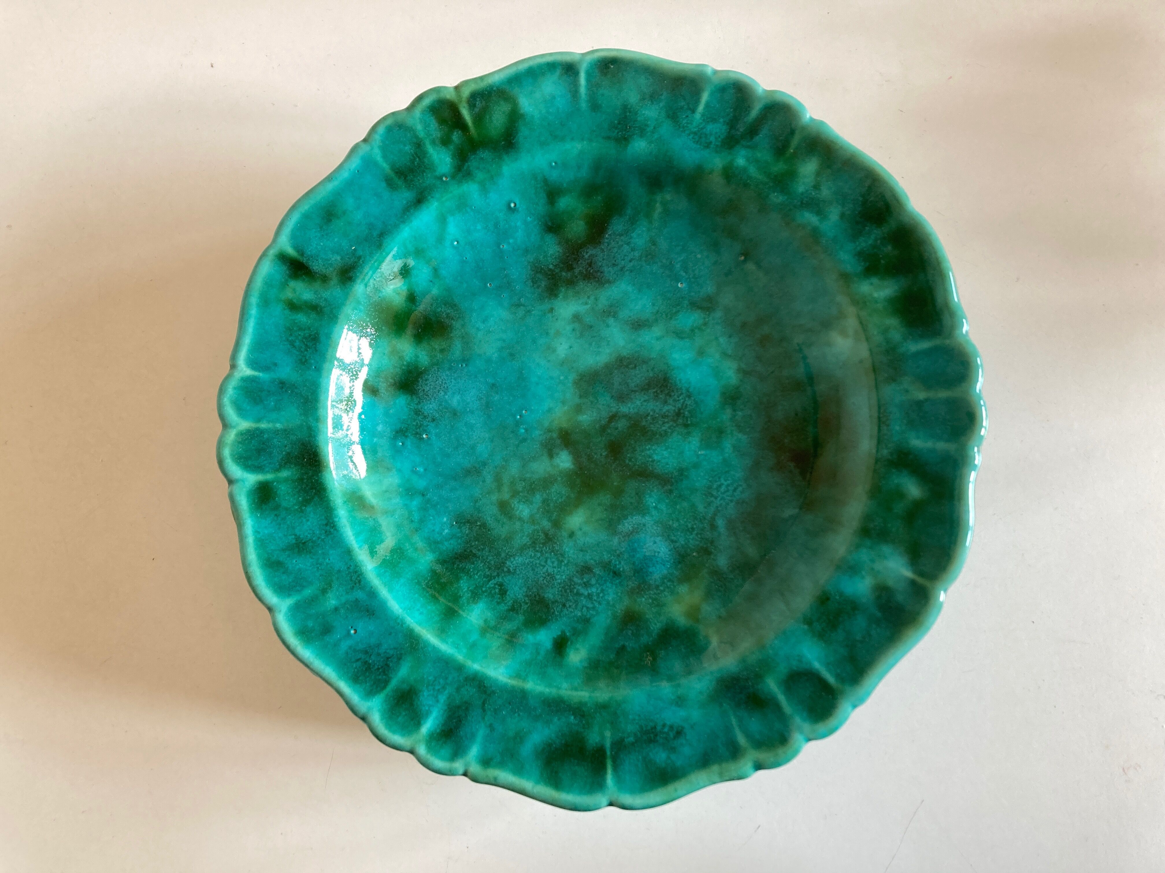 Set of 6 plates in glazed earth with godrons 1960