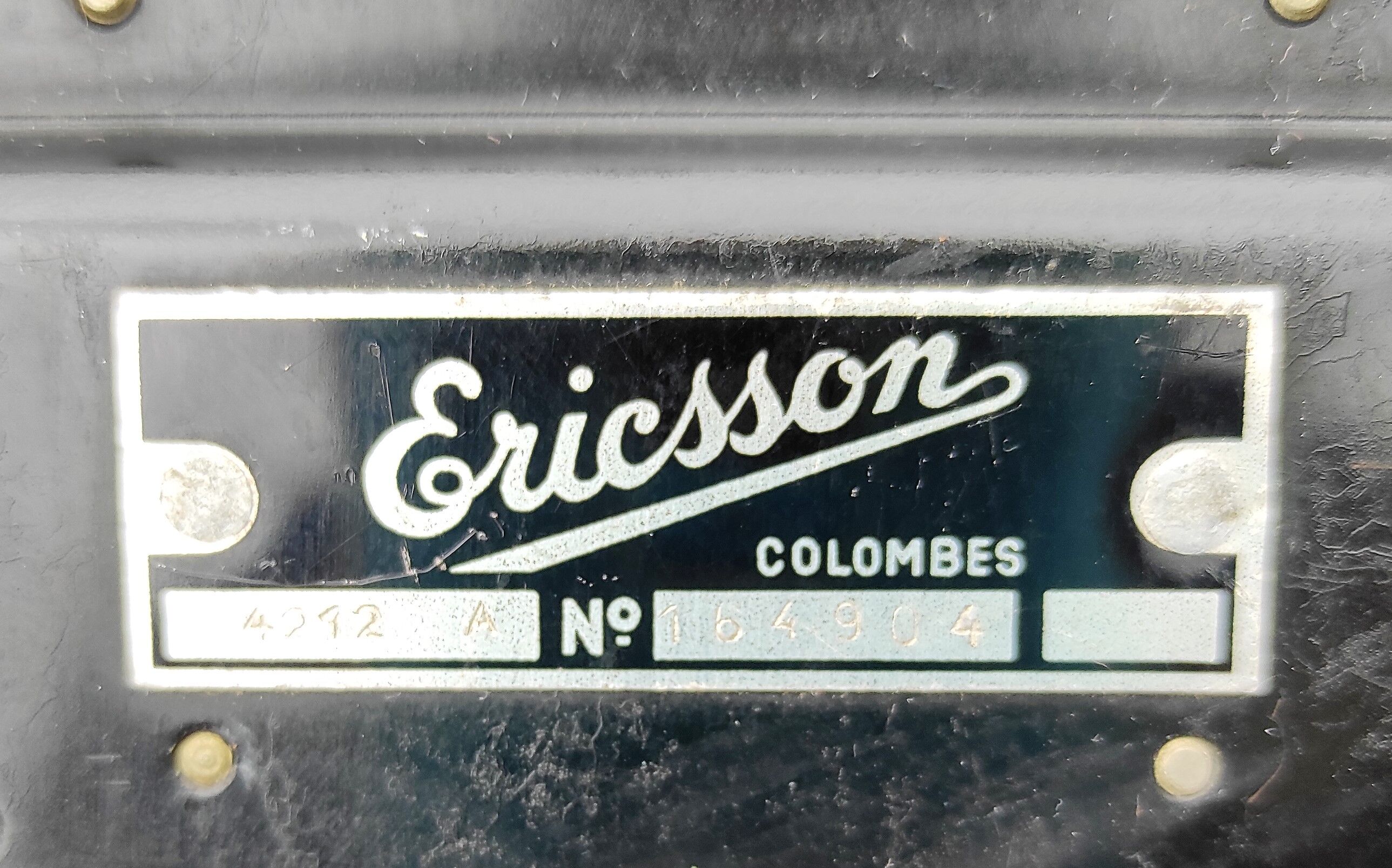 Ericsson phone design brand vintage in bakelite black years 50