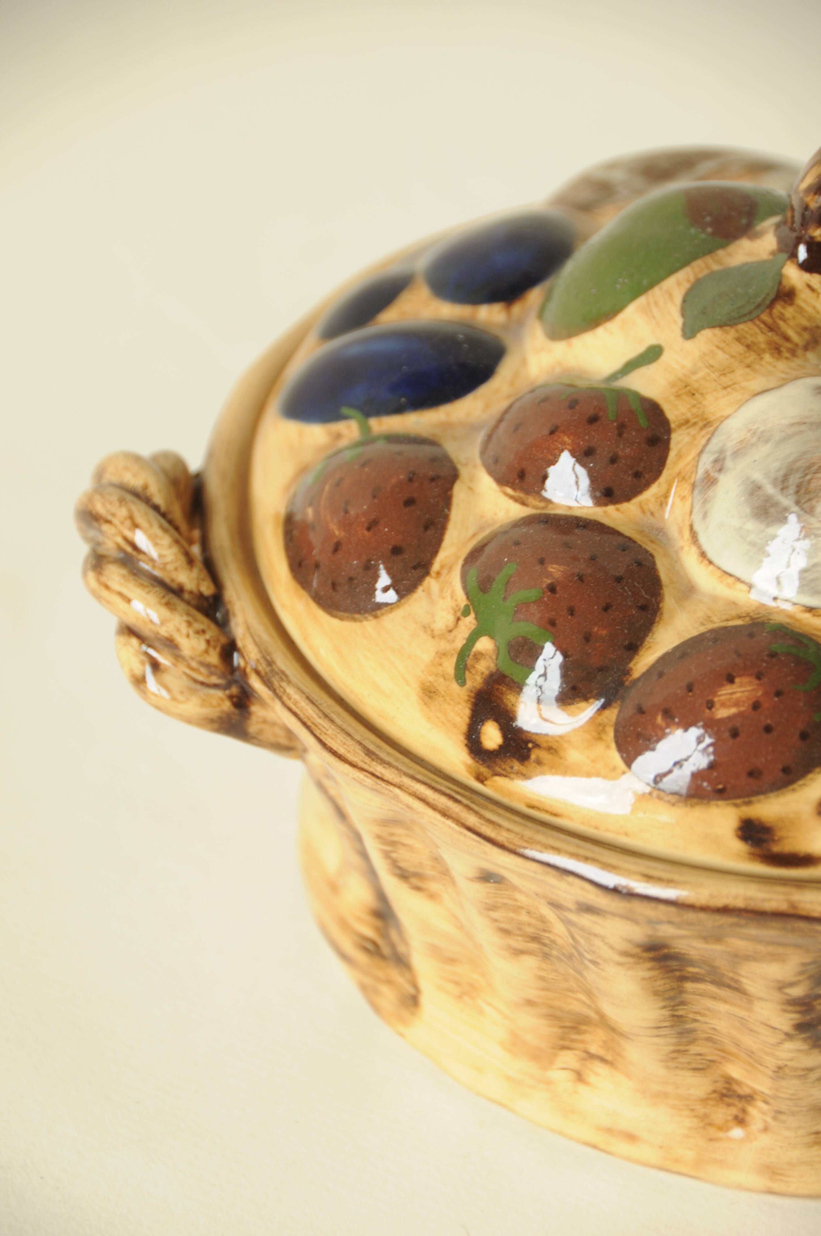 Terracotta Fruit Basket – Polychrome Trompe-l’Œil – Soufflenheim