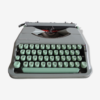 Machine à écrire Hermes Baby