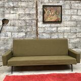 Daybed for Airborne