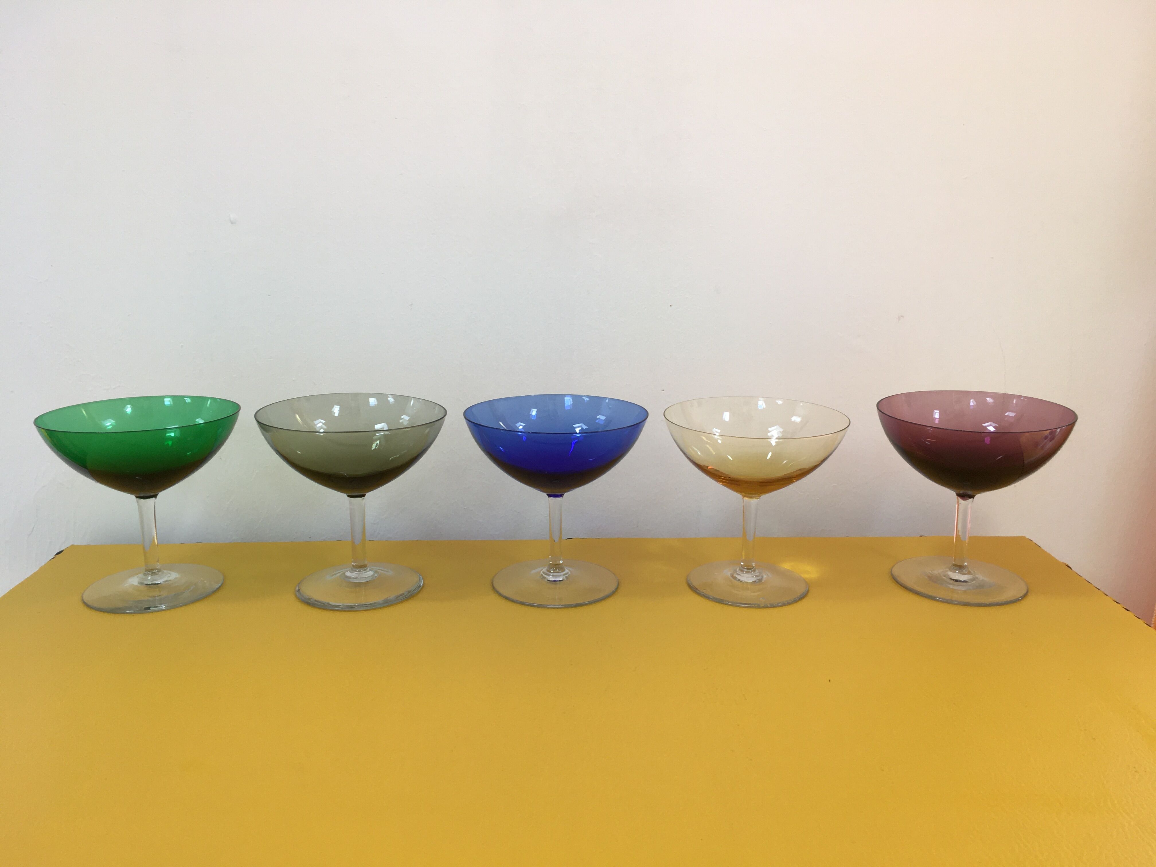 Suite of 5 Italian champagne glasses 1960