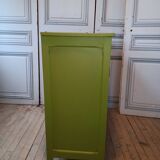 Green Parisian Buffet