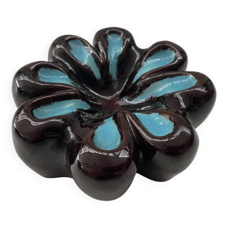 Ashtray or catch-all in ceramic from the 1950s, signed Dih-lem.