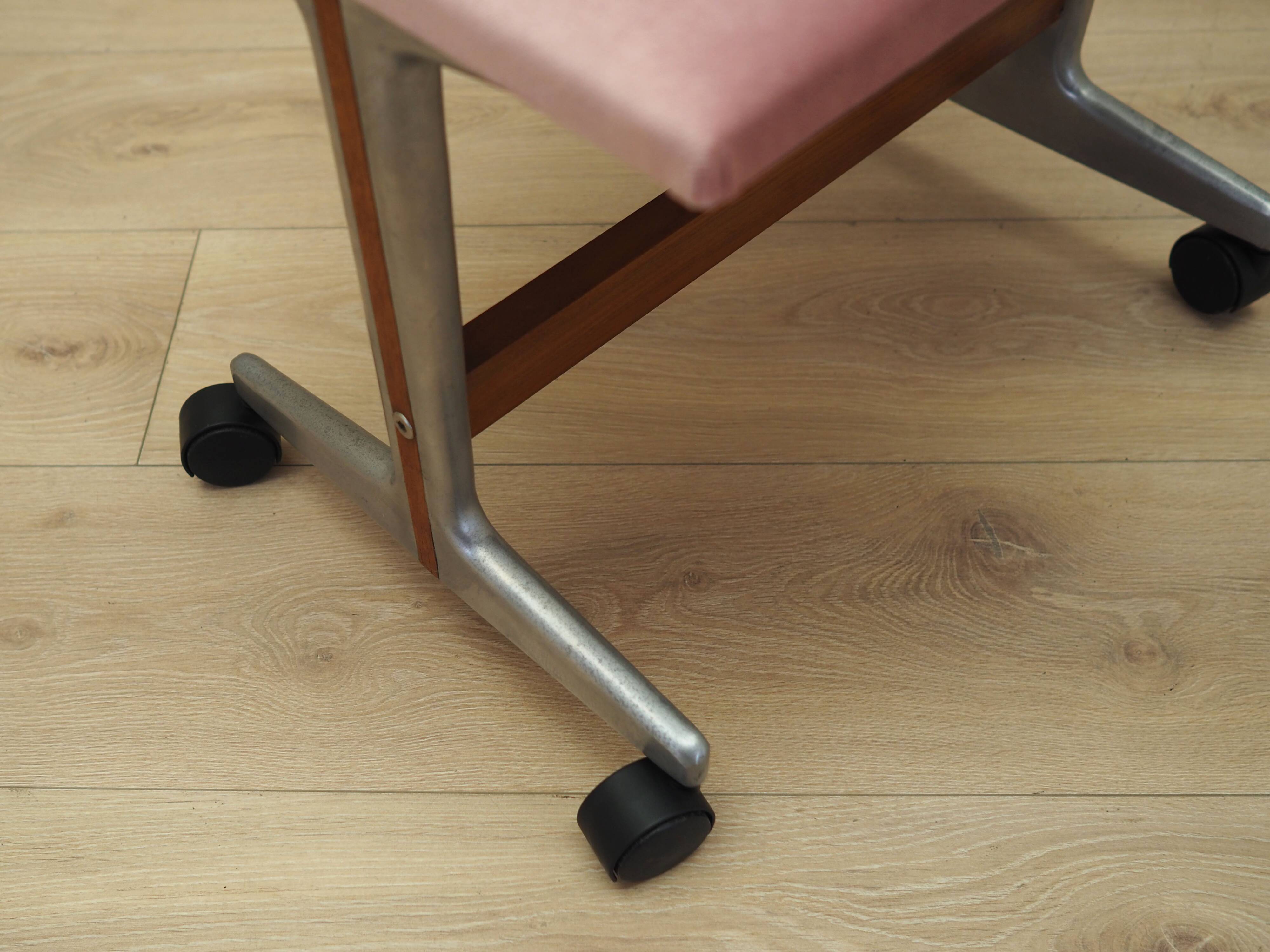 Pink footrest, Danish design, 1960s, production: Denmark