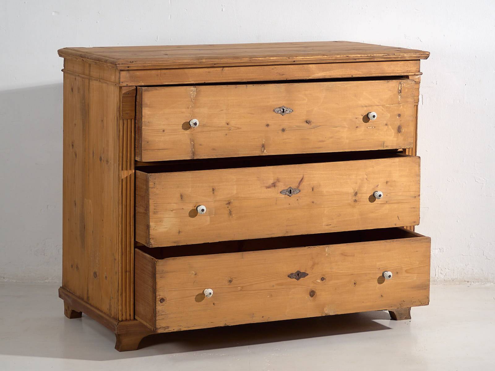 Ancienne commode en bois massif (c.1920) #25