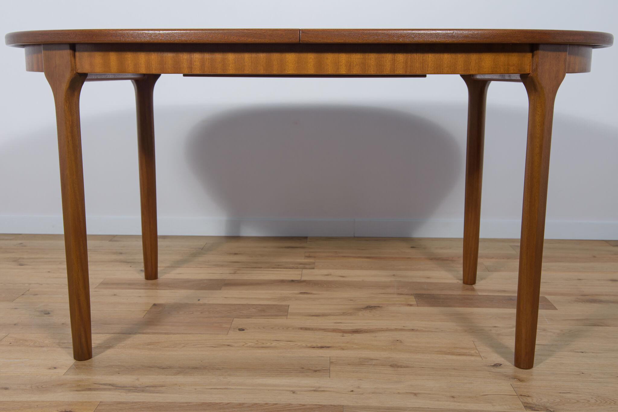 Mid century oval teak extendable dining table from mcintosh, 1960s