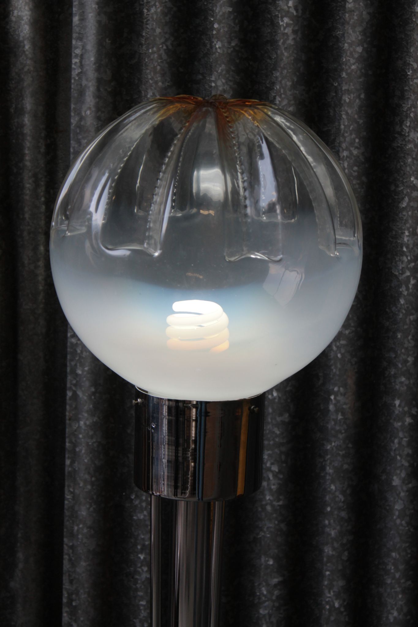 Lampadaire vintage chromé Murano Mazzega