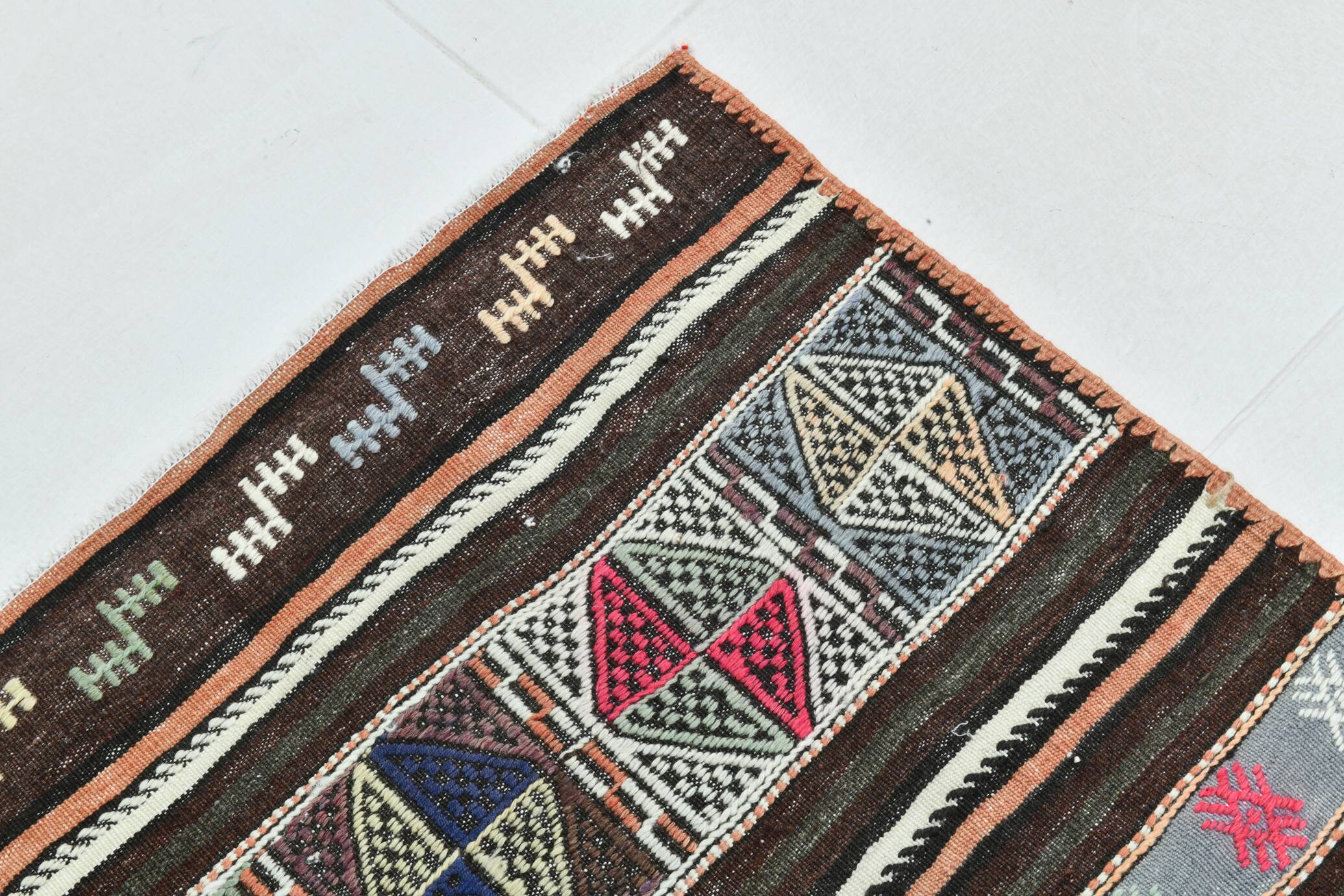 163x280Cm Fuchsia & Pink Persian Kilim Rug, 5x9 Soft Rug