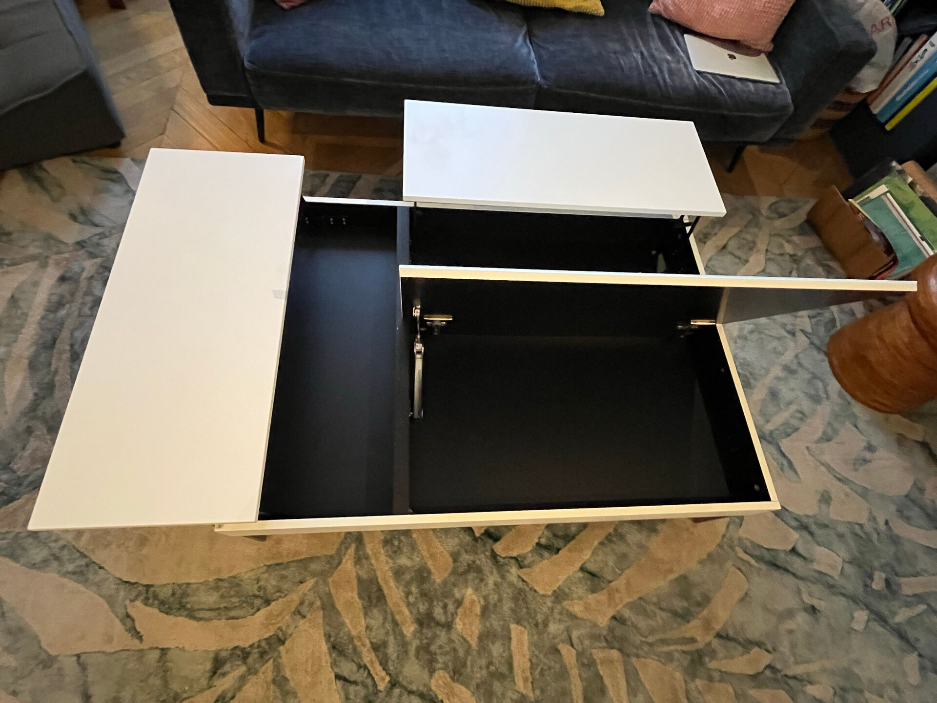 White Chiva coffee table from Bo Concept