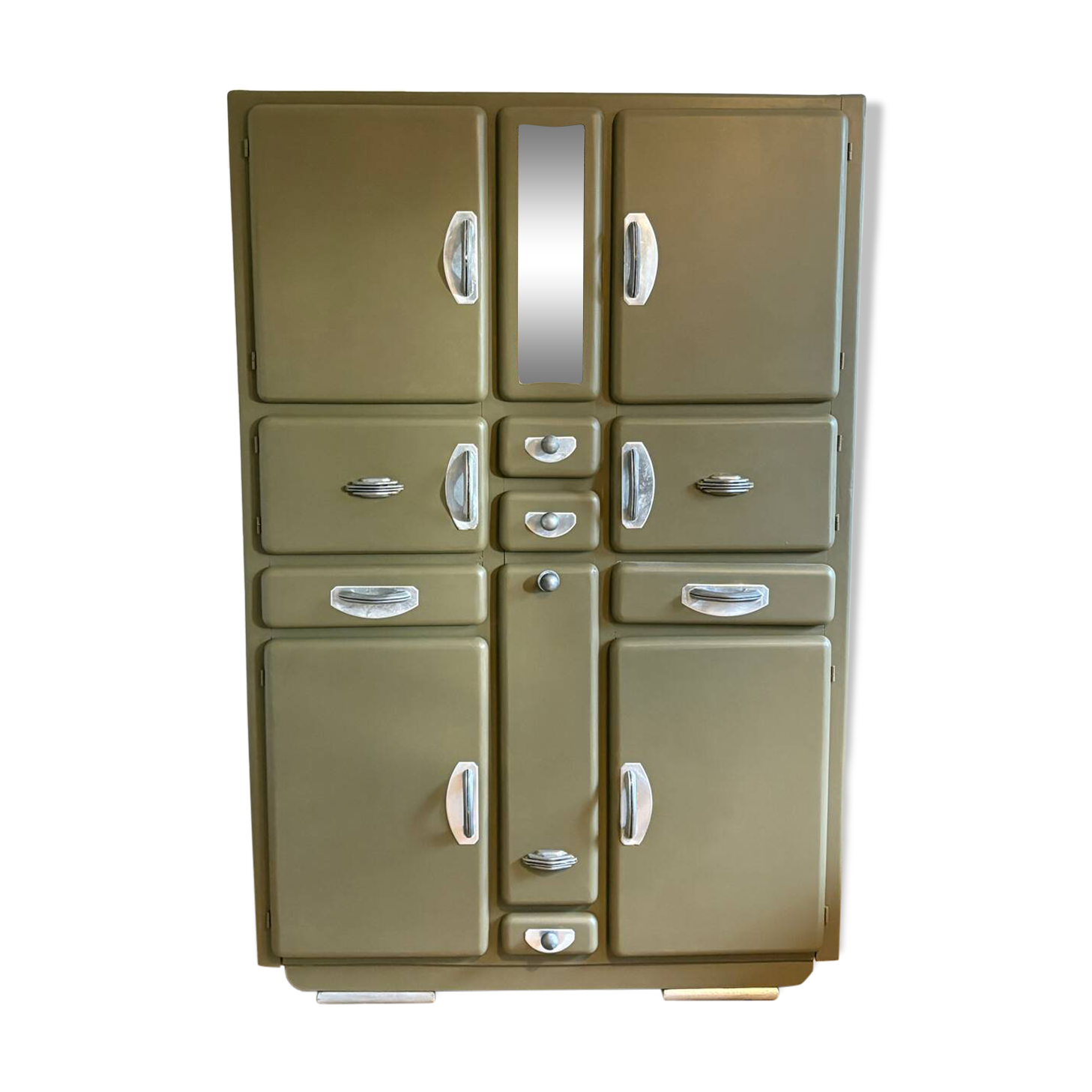 Mado green foliage sideboard