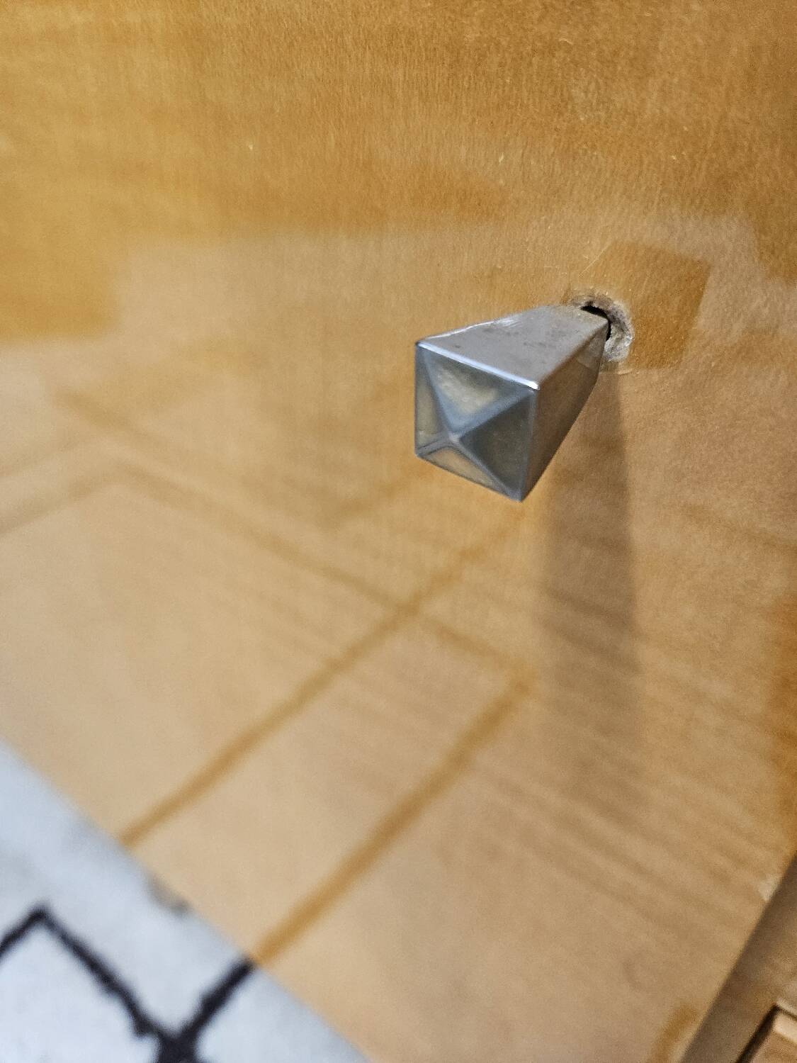 Small vintage sideboard 1960 compass foot