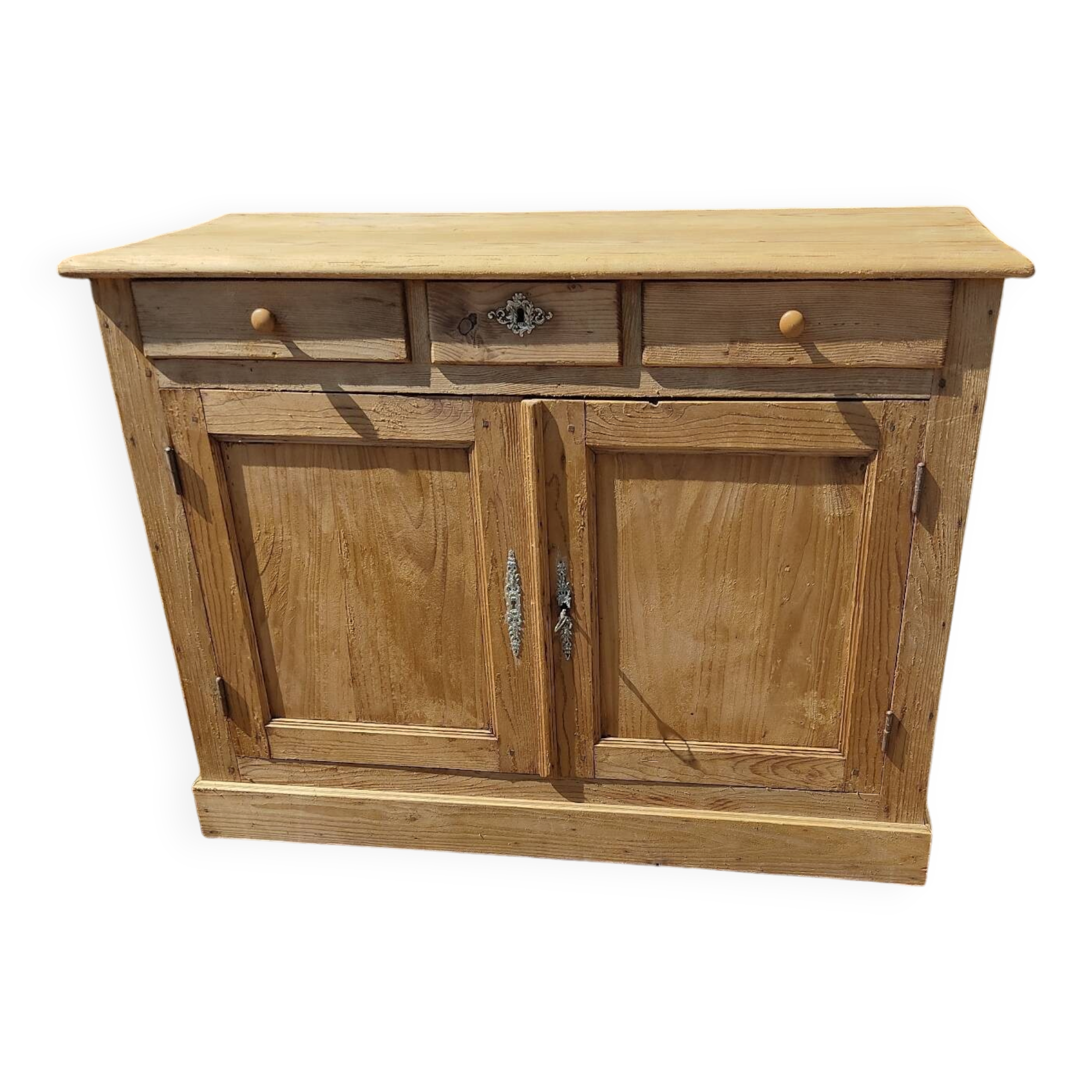 Workshop furniture in fir