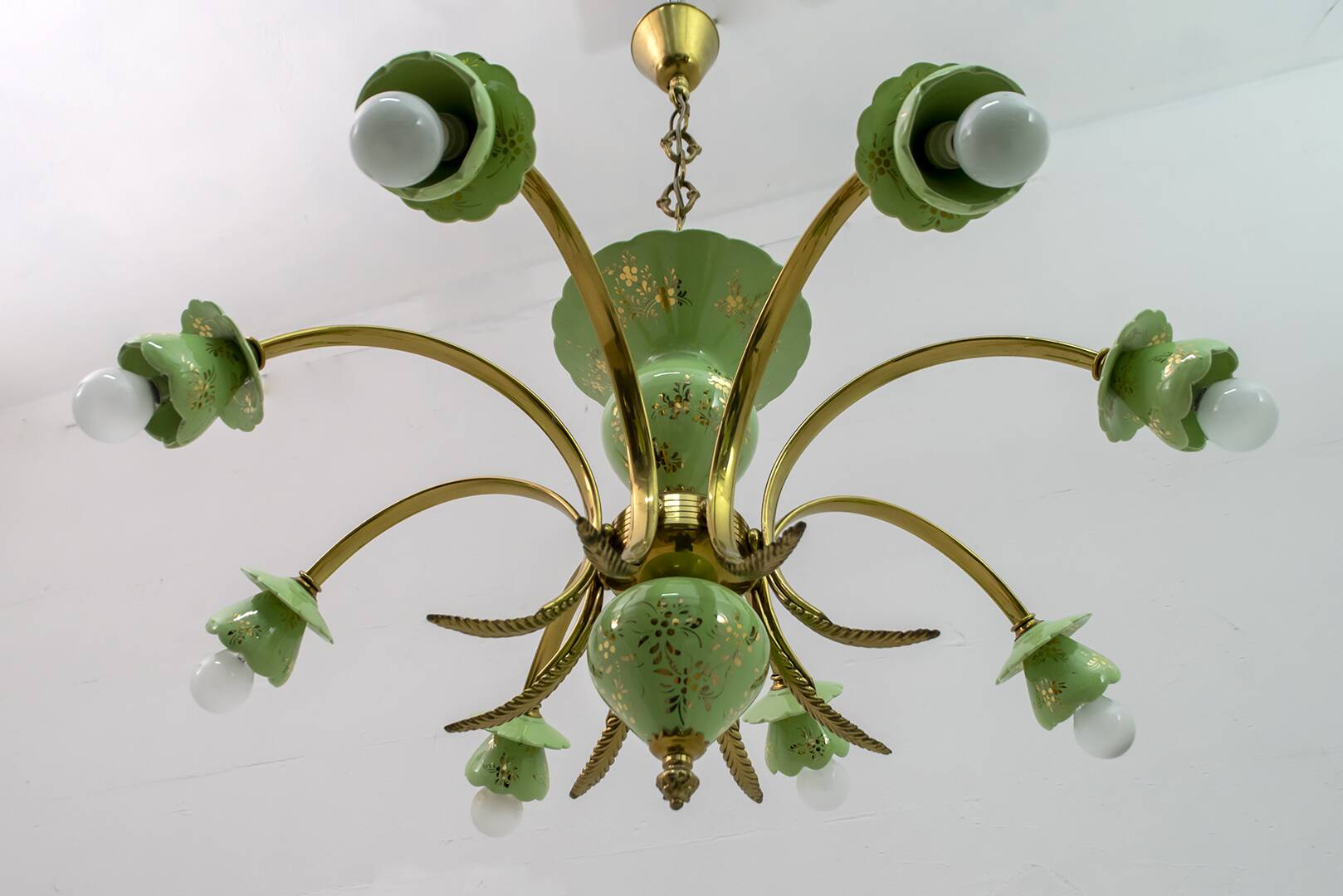 Neoclassical Style 8-Iight Italian Porcelain and Brass Chandelier, 1960s