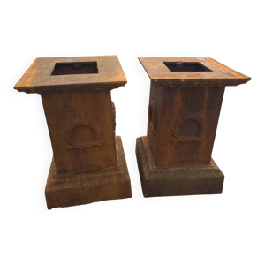 Socles en fonte pour - vases
