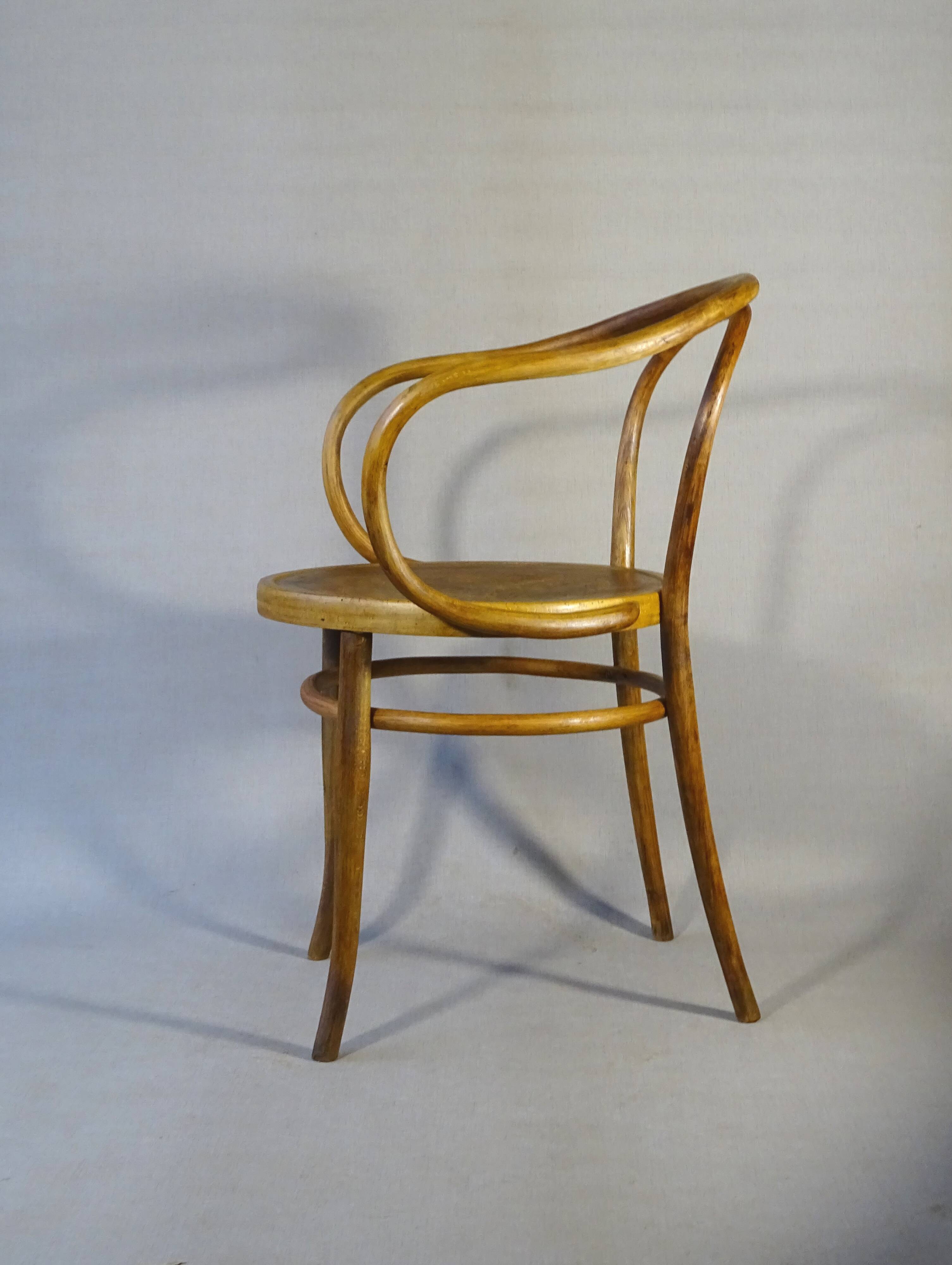 Le Corbusier b9 blond armchair, by Kohn, wooden seat 1915