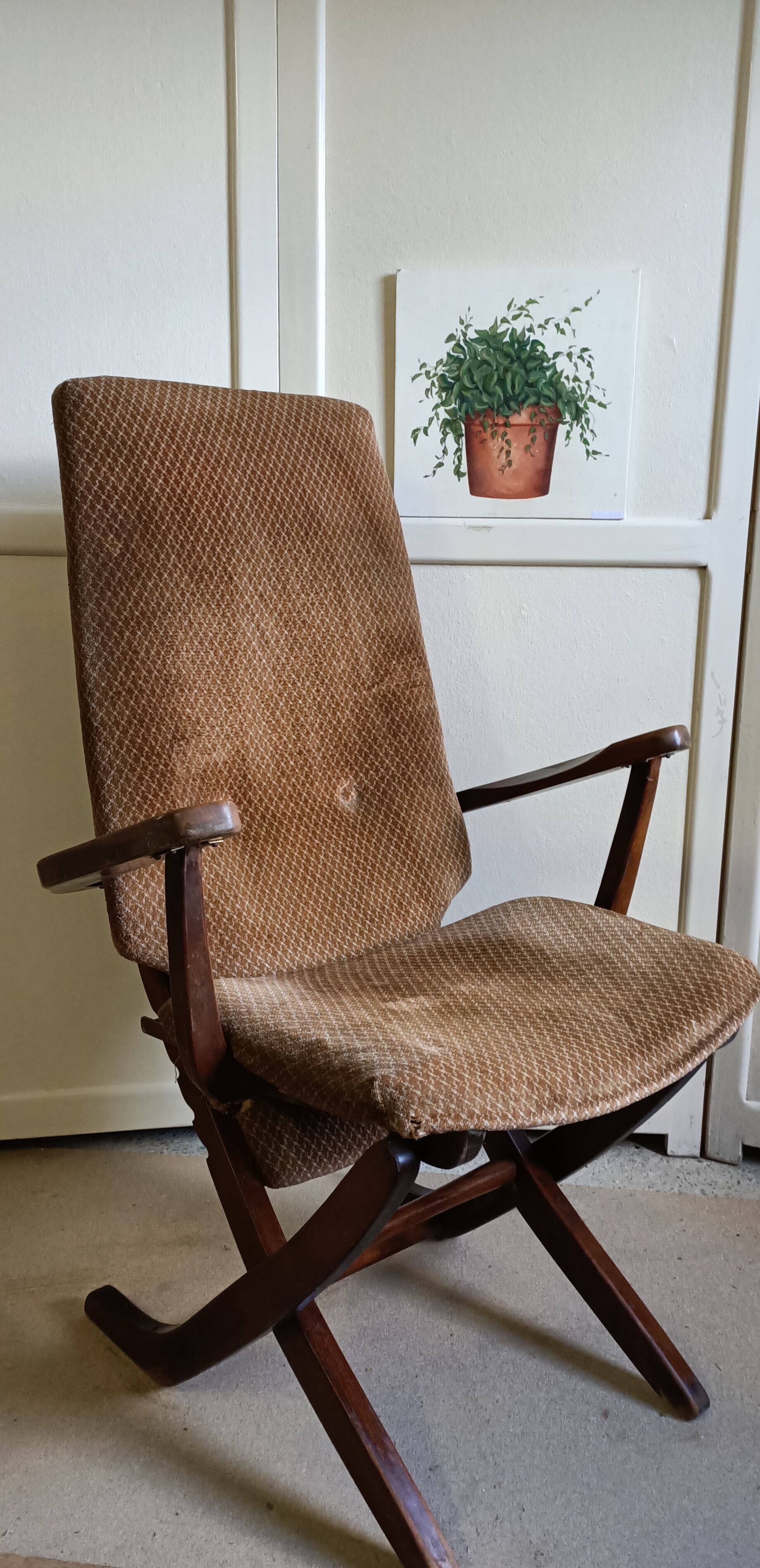 Vintage relax armchair