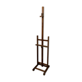 Easel of ancient painter