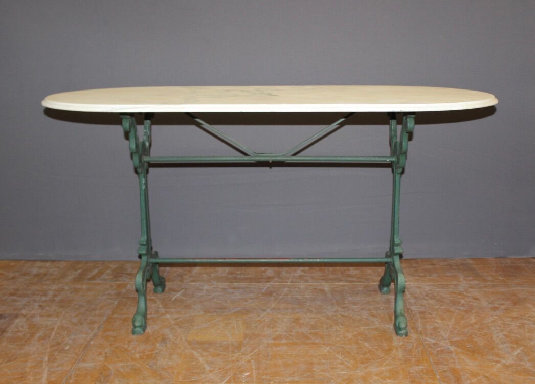 Bistro table in marble and cast iron around 1900