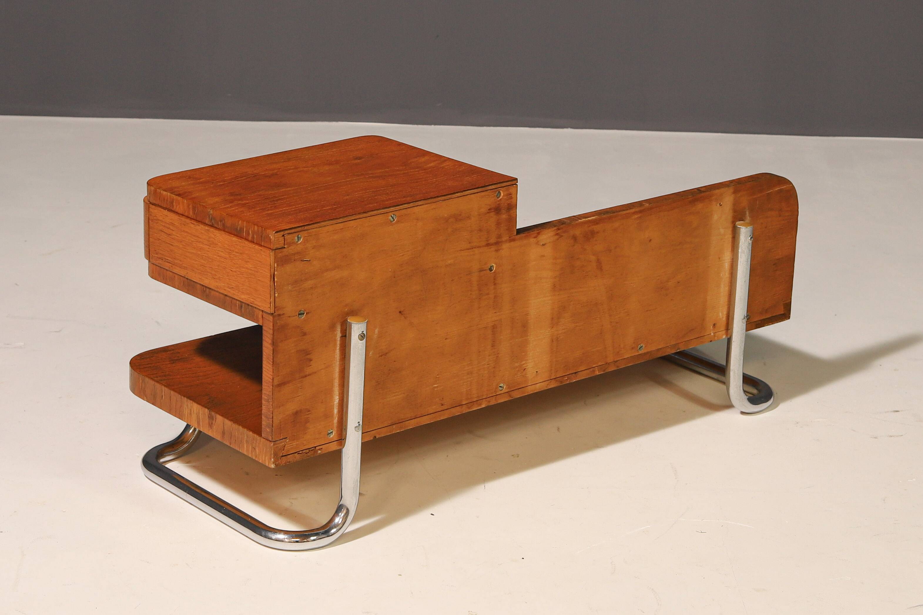 Functionalist Side/Night Table | Kovona, 1940s
