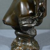 Bronze “Capture”, signed E.Villanis – Late 19th century