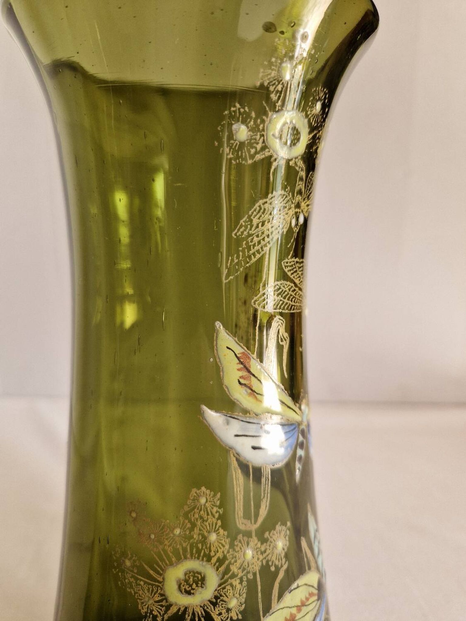 Paire de vases en verre émaillé avec libellule, attribués à Legras