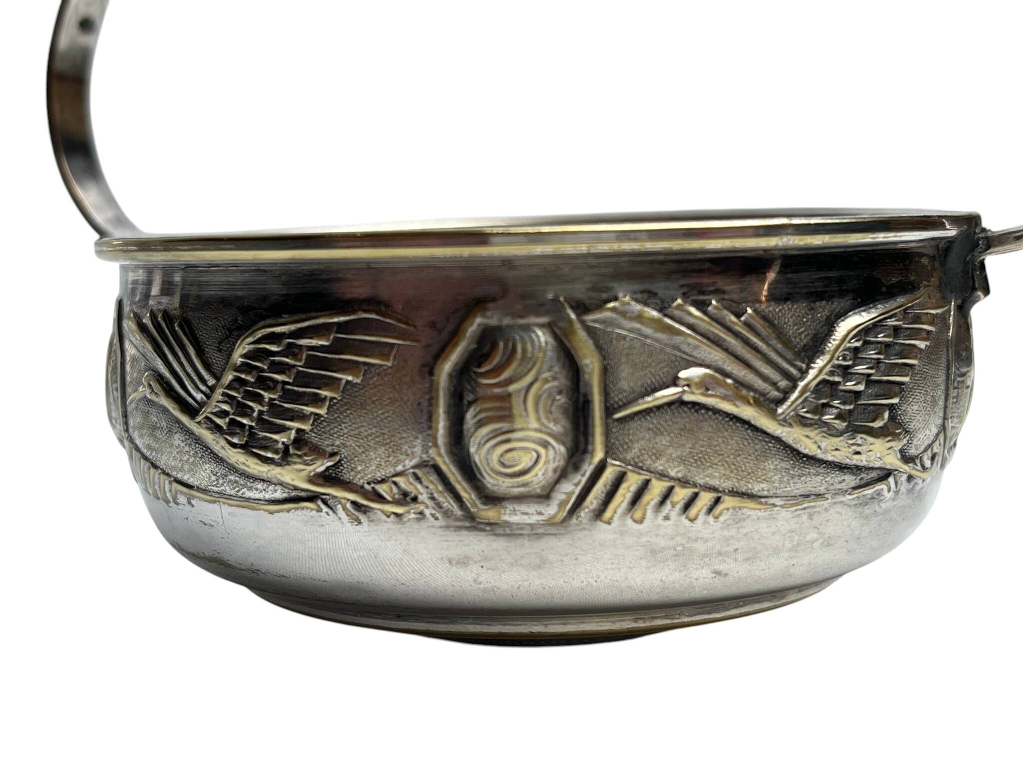 Art Deco pair of basket-shaped bowls with handles, silver-plated, circa 1940.
