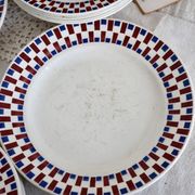 Part of a vintage Bandonviller faience table service, Joubert model, 14 pieces, early 20th century