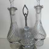 Servant oiler, vinegar maker, mustard and saltier