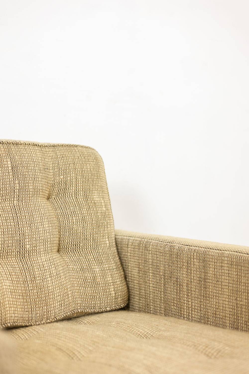 Florence Knoll, pour Knoll. Canapé et paire de fauteuils. Années 1960-70.