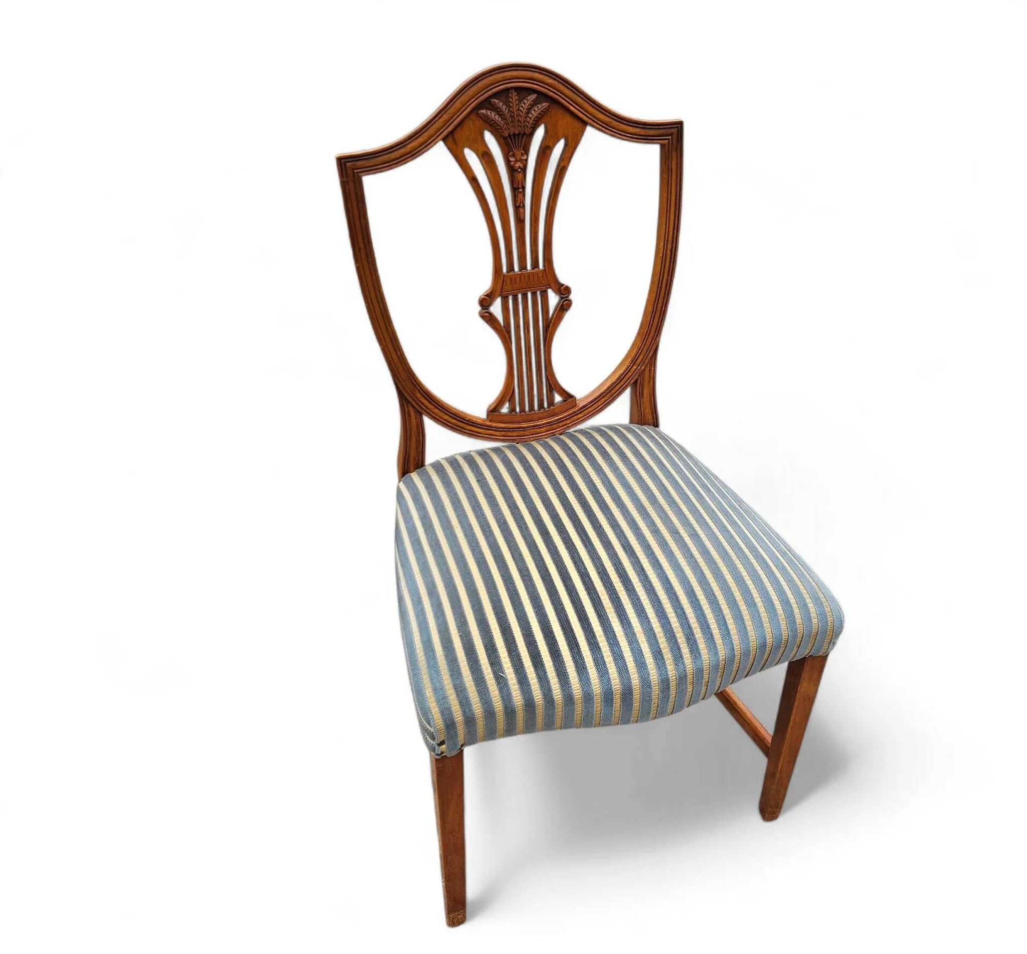6 x English mahogany Hepplewhite chairs / 1920s