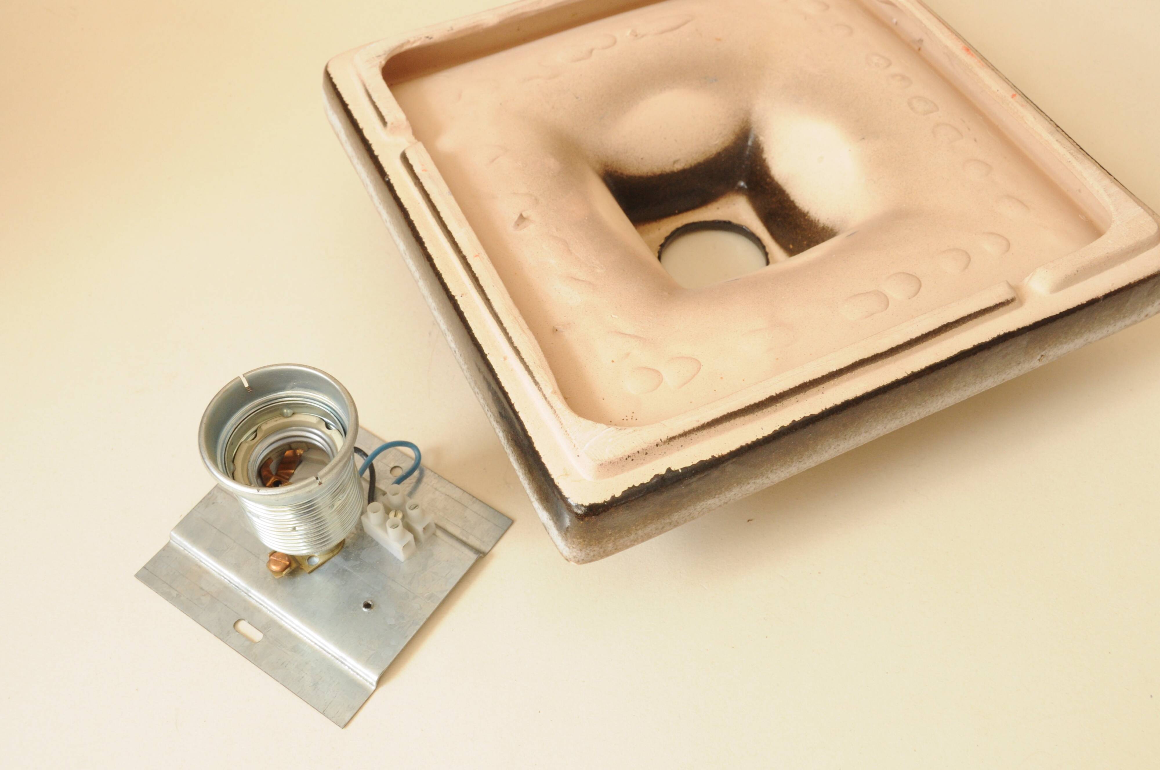 Fat Lava Brutalist Wall Lamp - 70s - Vintage Ceramic Wall Lamp