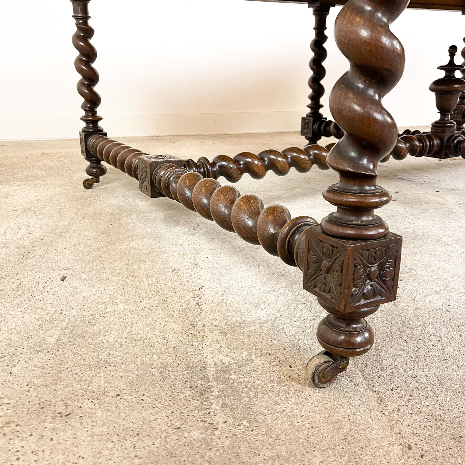 French antique extendable table 350cm Louis XIII barley twist