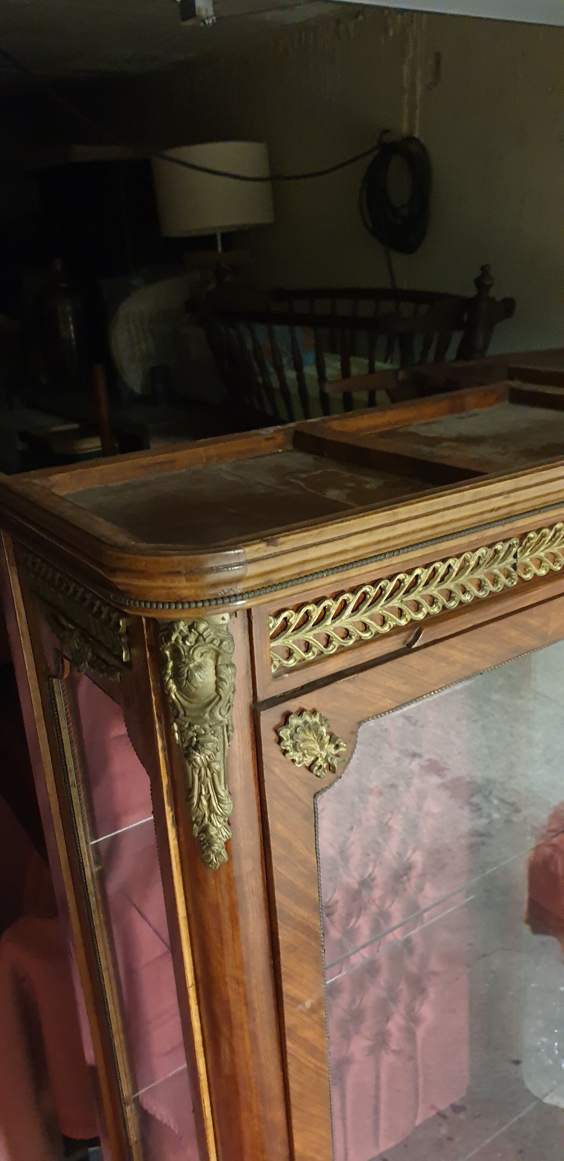 Meuble vitrine Louis XV  période Napoléon III
