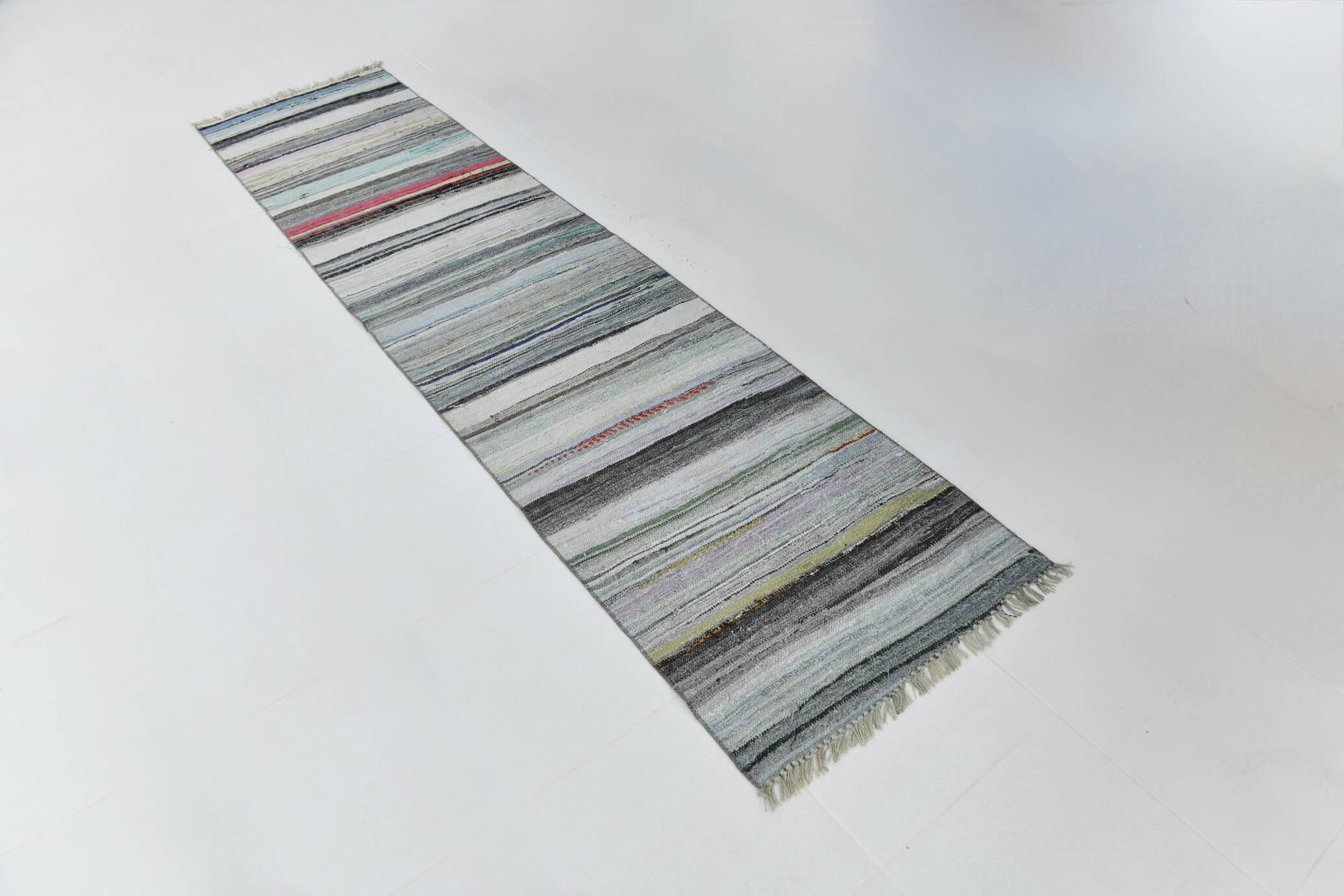 2x10 Rug For Hallway Vintage Kilim Runner Rug, 71x297Cm