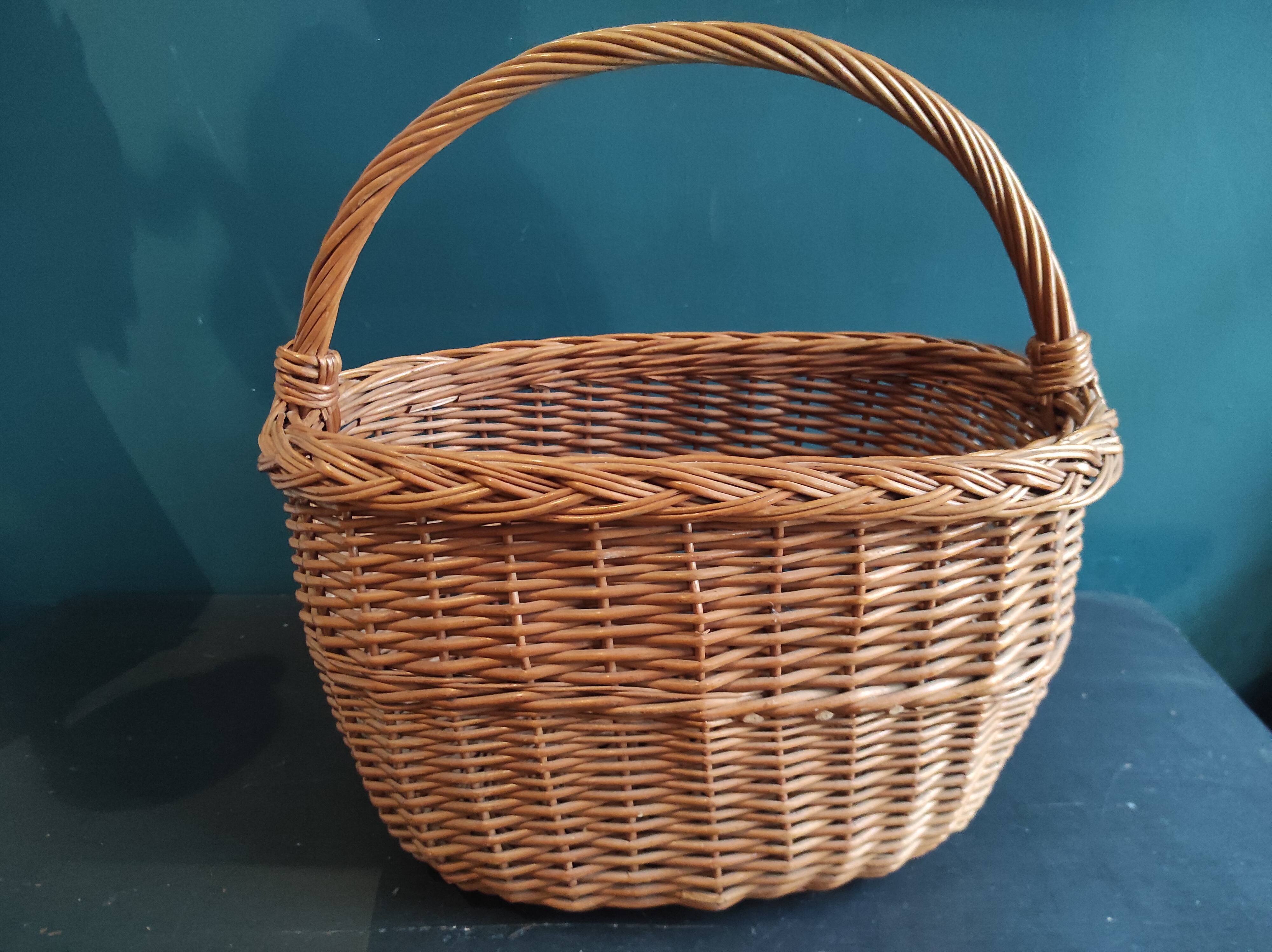 Vintage French oval basket