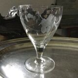 1 set of 8 antique glasses