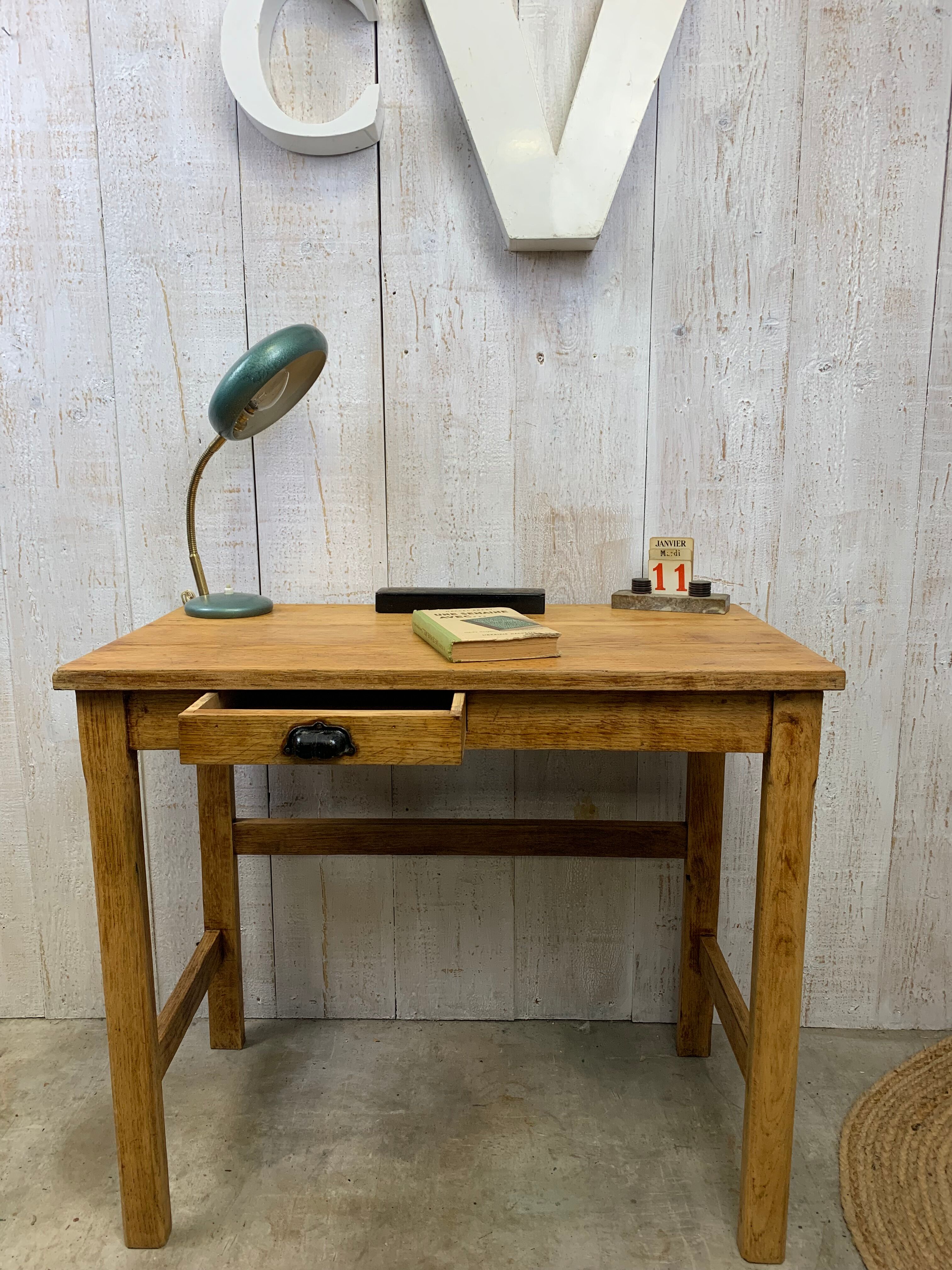 Vintage boarding office