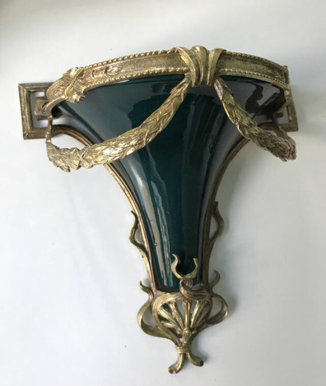 Set of 2 wall consoles, brackets in dark green porcelain and brass