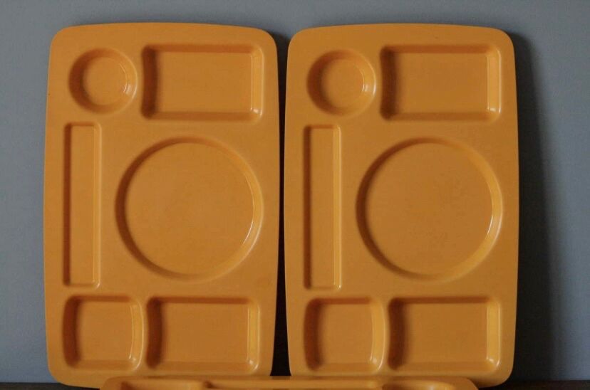 Set of two Guzzini trays