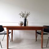Scandinavian table