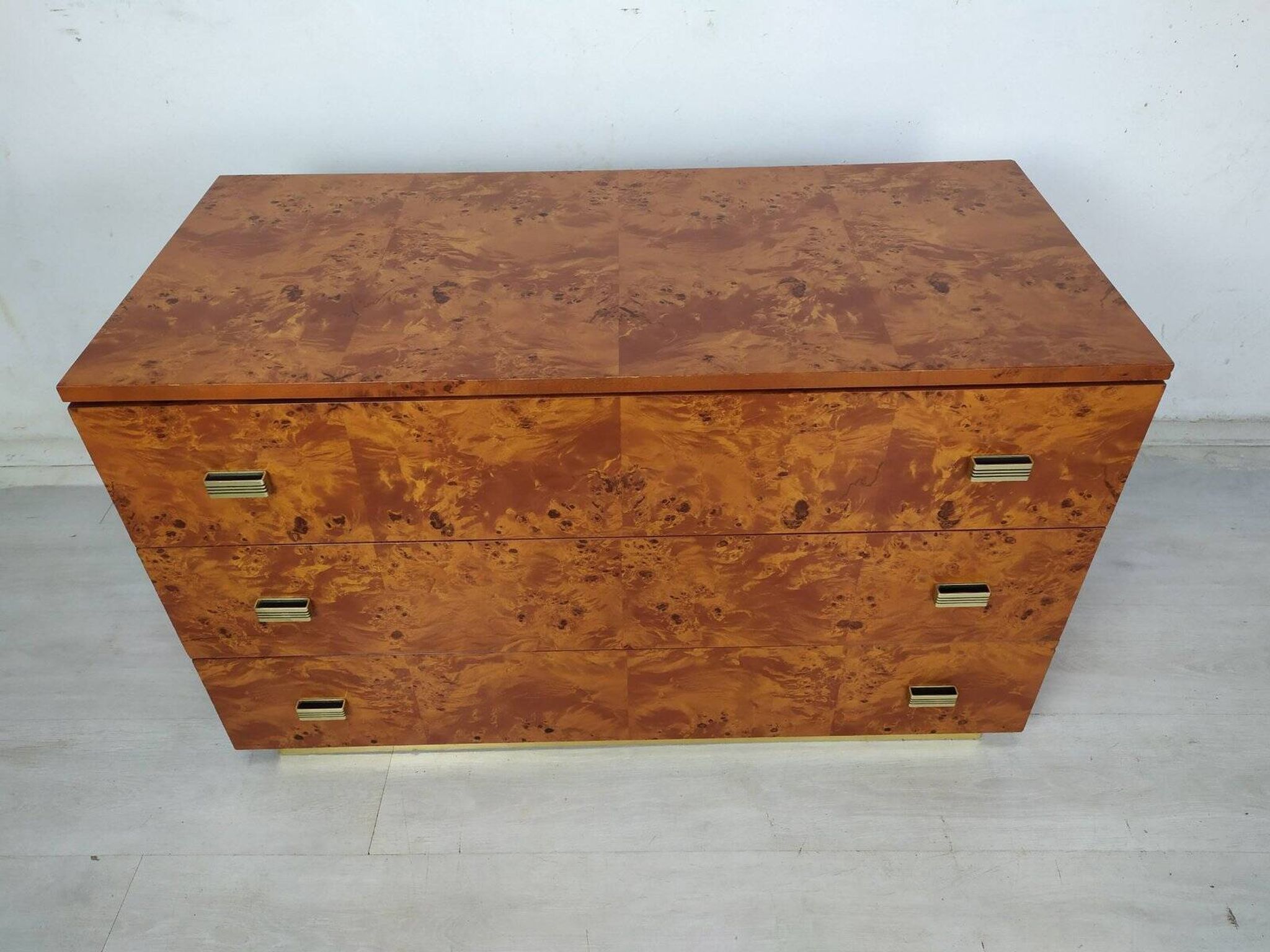 Vintage drawer chest in amboyna burl, 1970s