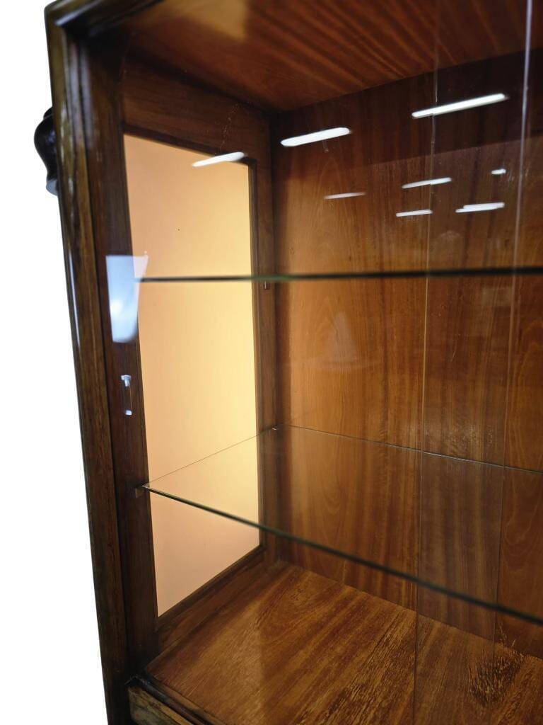 Vintage art deco cabinet / display cabinet with integrated lamps