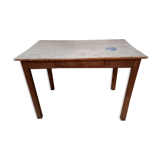 Farm table