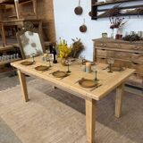 Solid oak table with extensions