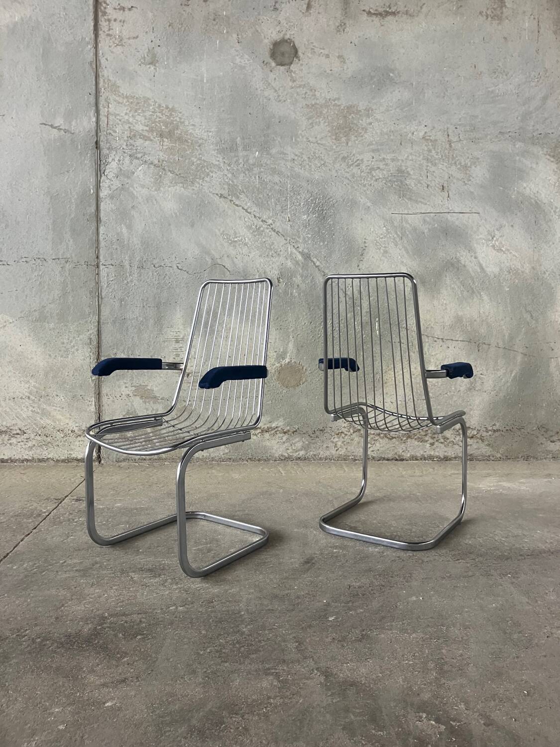 Pair of vintage chrome chairs from the 1970s